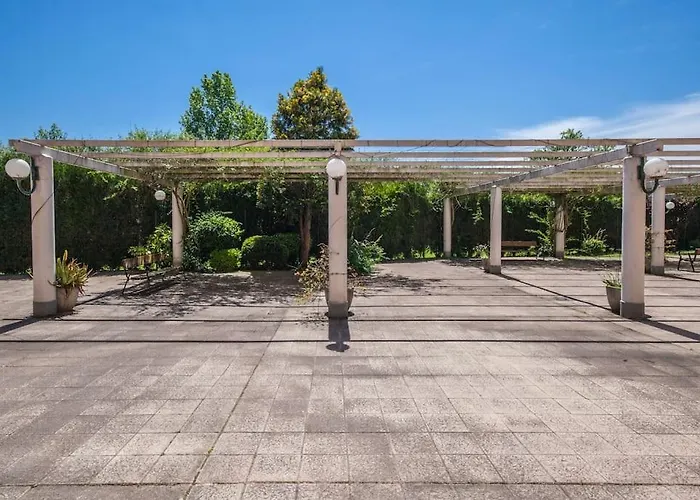 Charming Apartment In Gijon - Private Garden