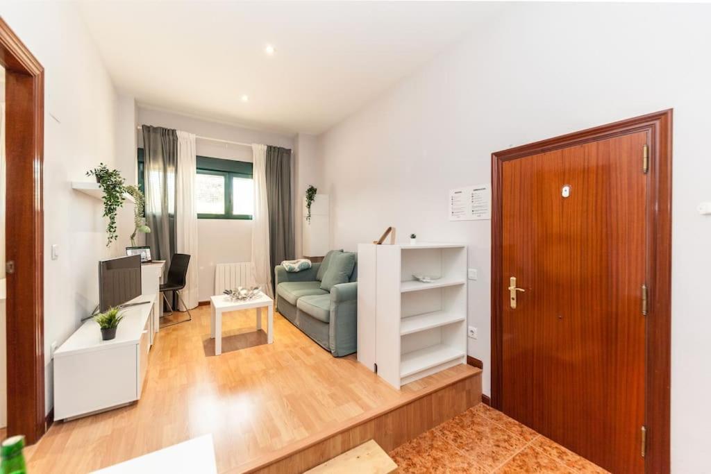 Apartment Charming In - Private Garden Gijon